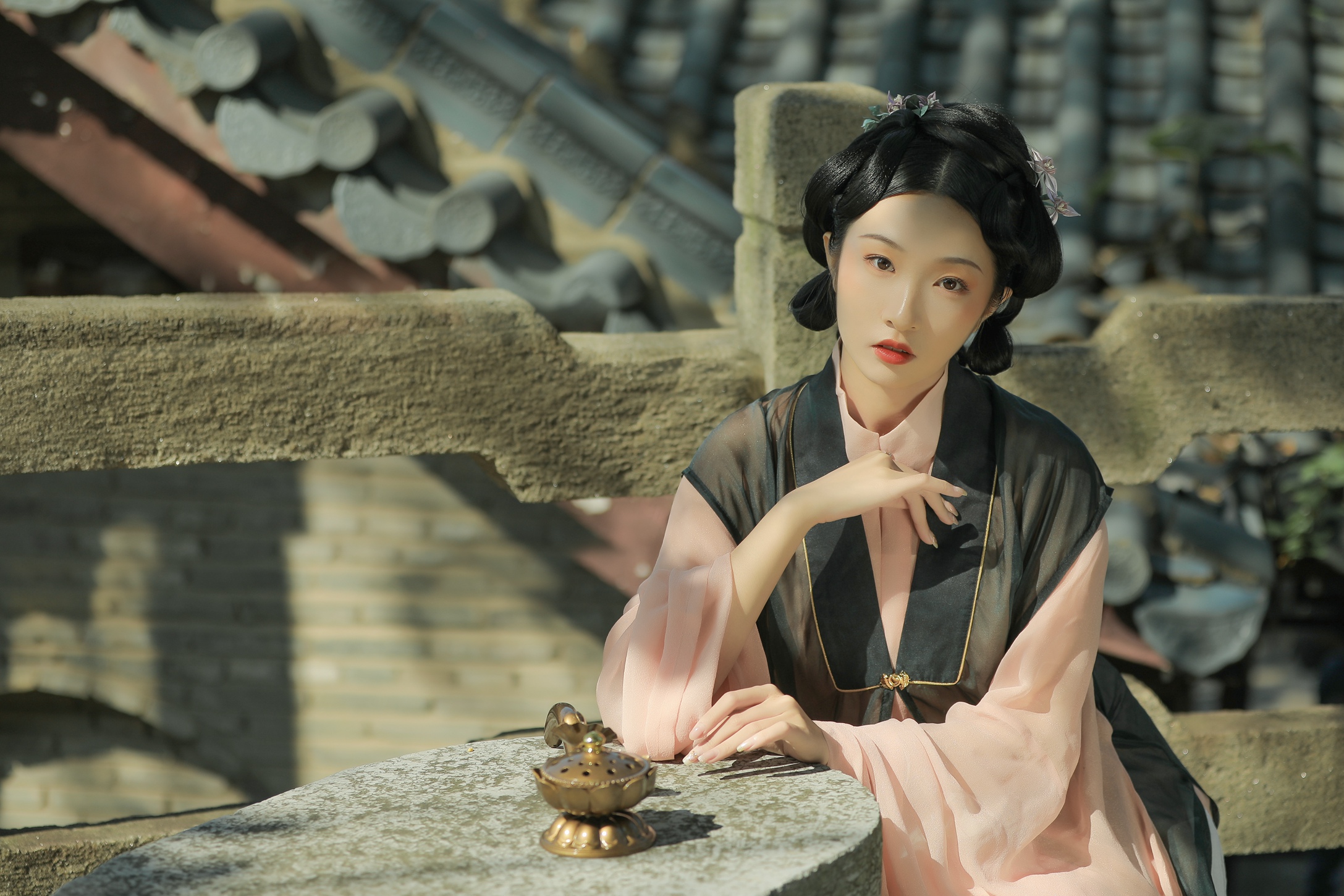 人活着，就是要修已。来尽到自已该尽的责任。