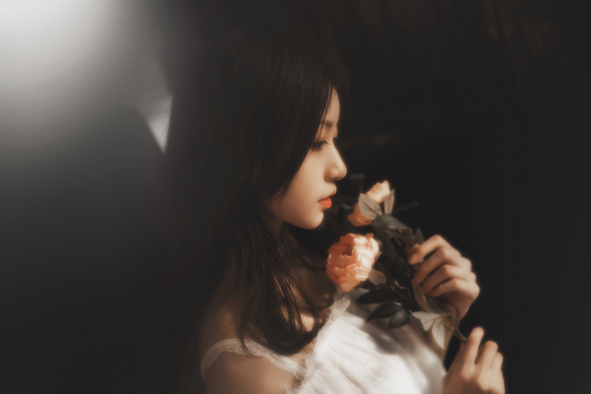 要用道德做共同的基础，我们才能远离禽兽，越来越像个人