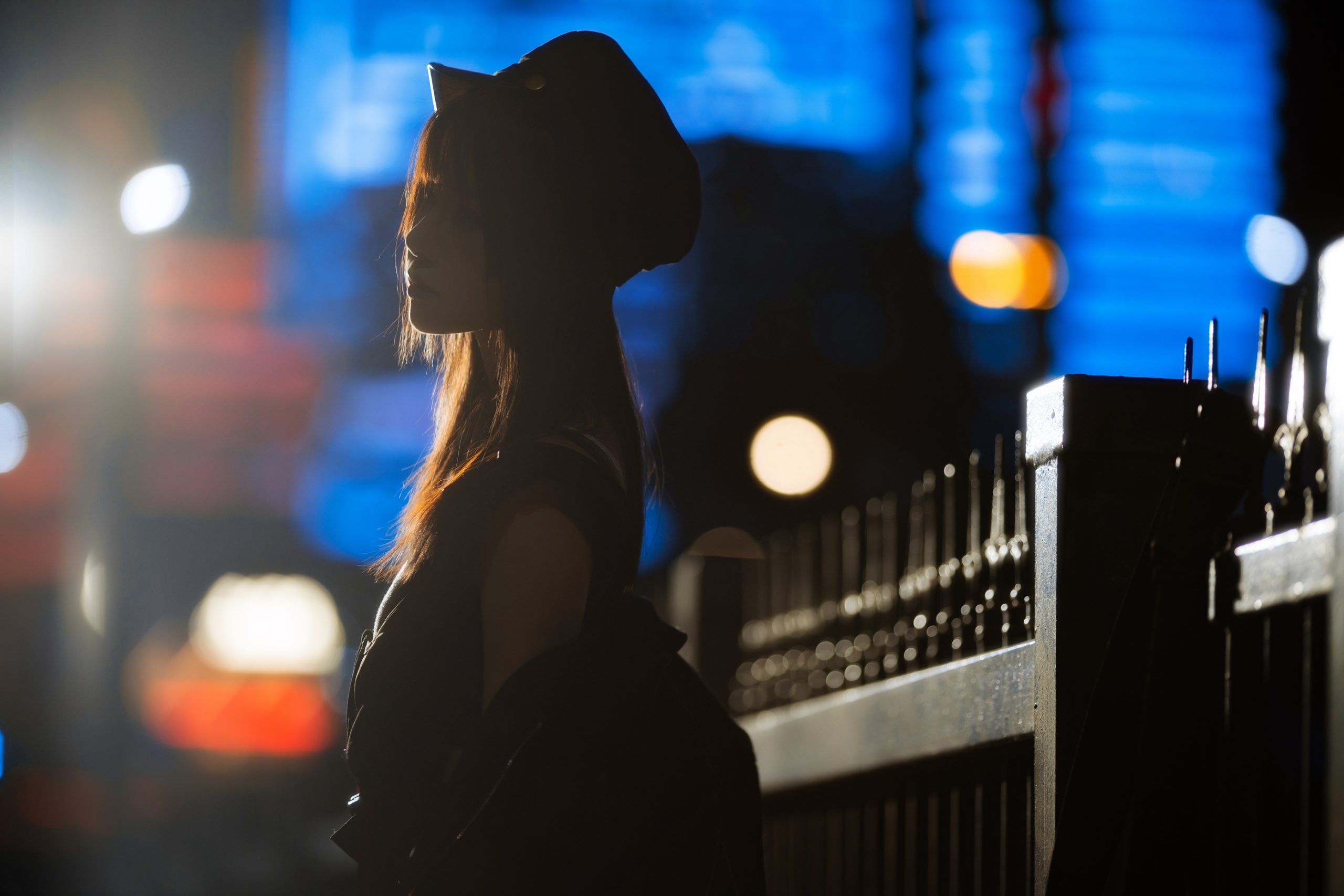 人一凭良心，正能量就出来了；不凭良心，负能量就出来了。