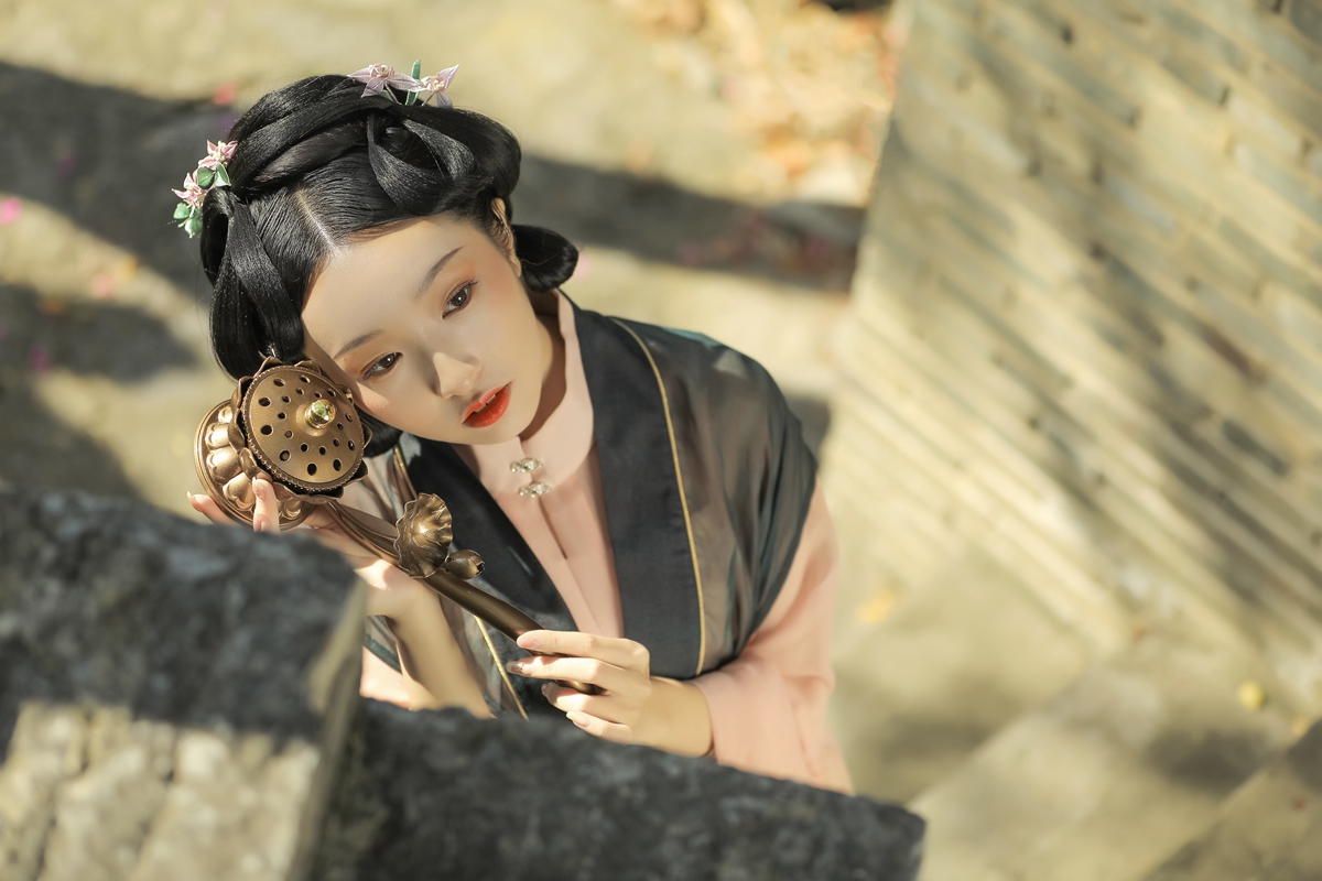 人是没有办法改变别人的，除非他自已想改变