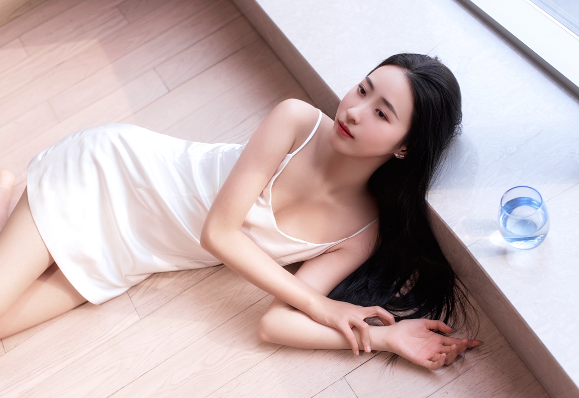 情绪管理是很难的，唯一的办法就是四个字: 改变自己