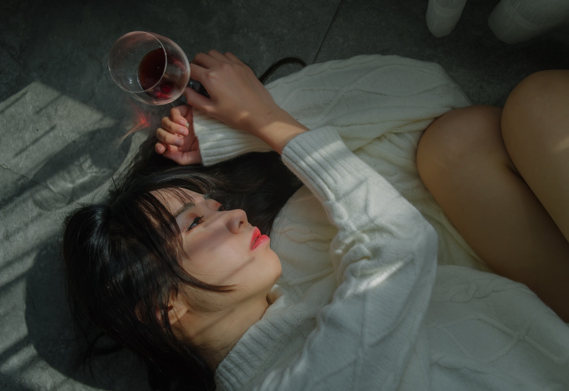 用自然作为衡量事物的标准，科技才有光明的前途，人类才有真正的未来